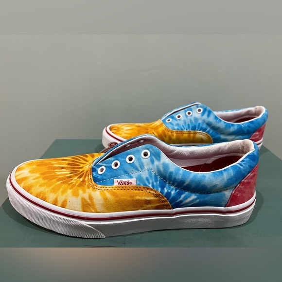 NWT Vans Era Juniors 6.5 Tie-Dye Sneakers - Picture 3 of 10